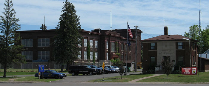 Wakefield Theatre - Old Memorial Building (newer photo)